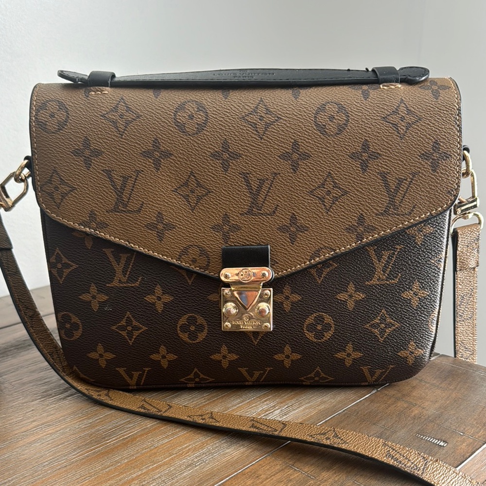 DH Gate Brown Monogram Crossbody Bag